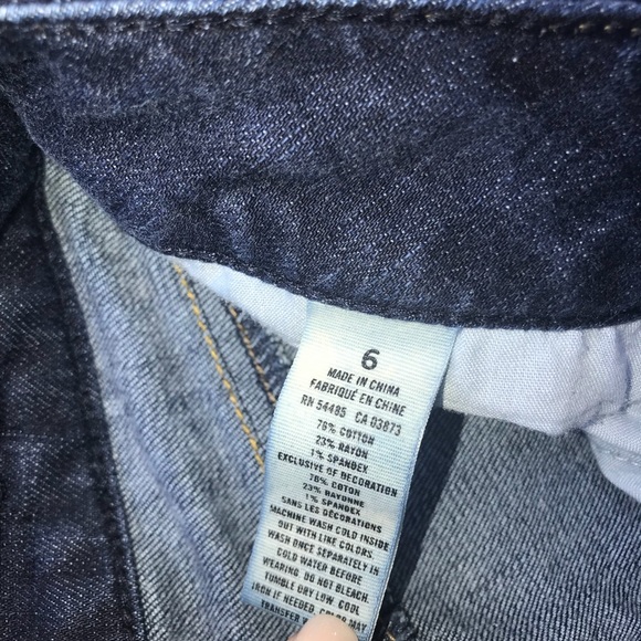 American Eagle jean shorts. Size 6 stretch - Picture 6 of 8